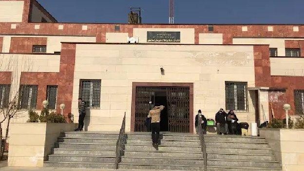 فضای بیرونی اداره ثبت احوال اسلامشهر تهران