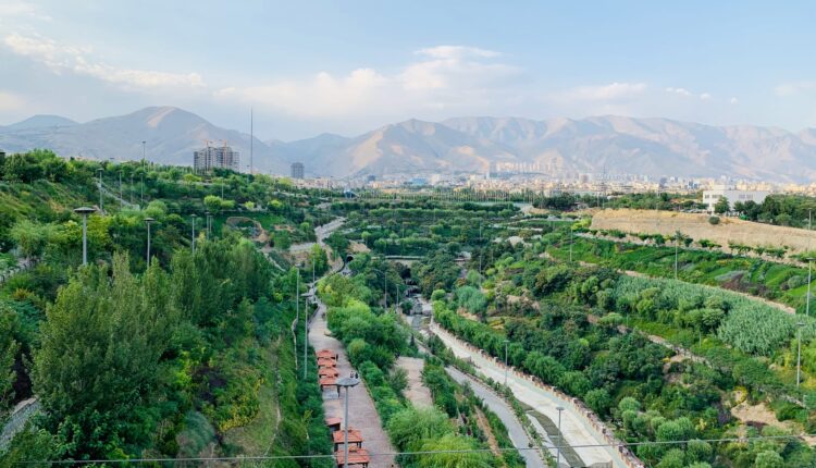 پیاده‌روی در تهران