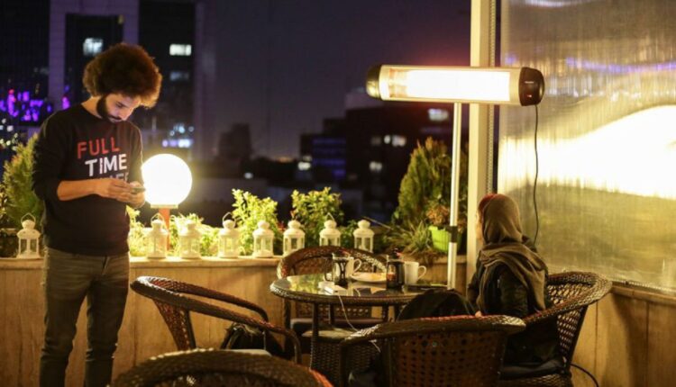 در این رستوران‌های فست فود شبانه روزی تهران هوس‌های شبانه خود را برآورده کنید