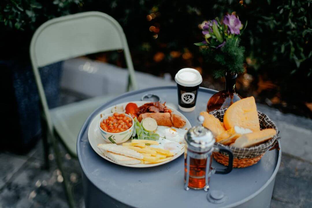 صبحانه سلف سرویس در تهران کافه شمرون 1