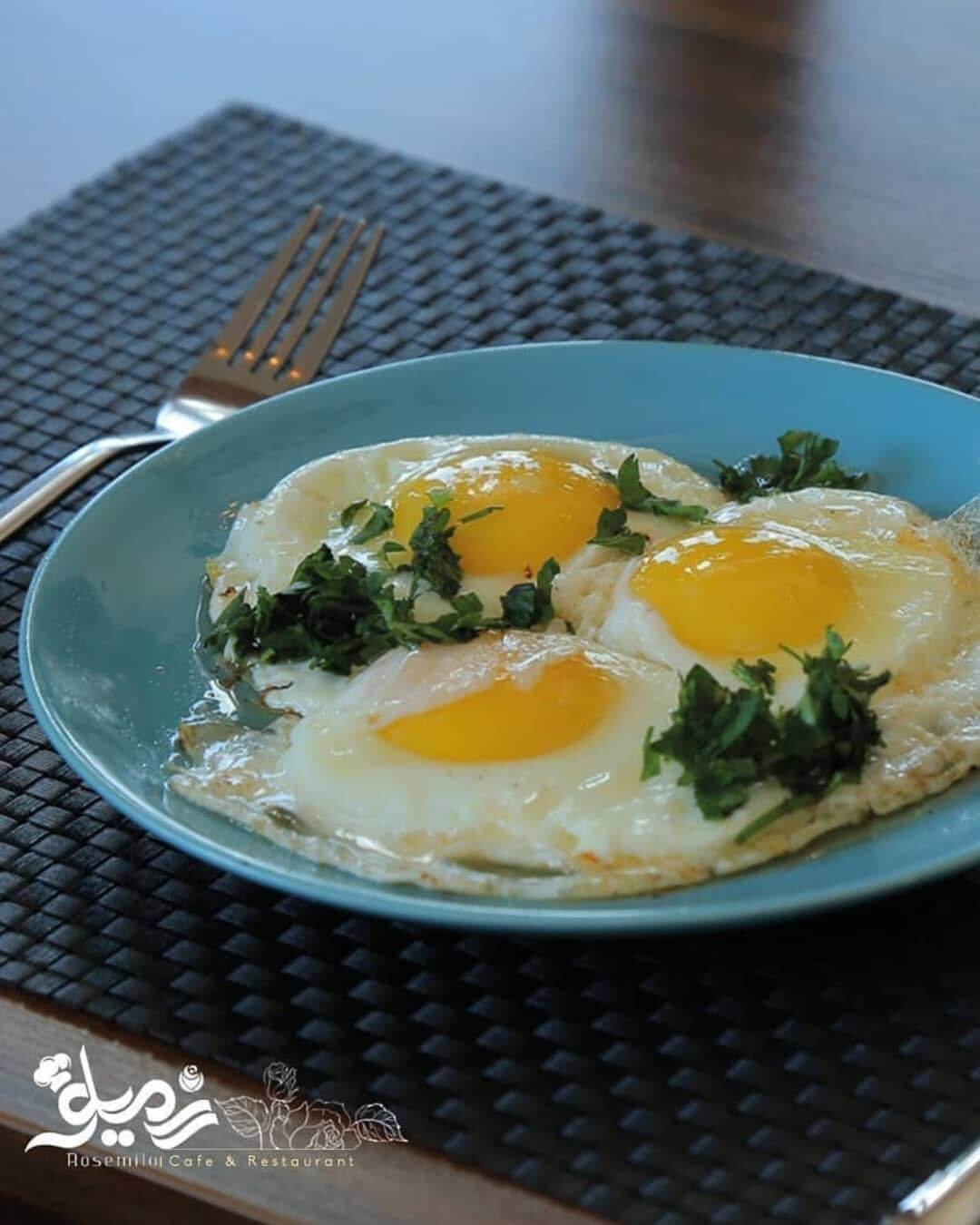 صبحانه سلف سرویس در تهران رزملیو1