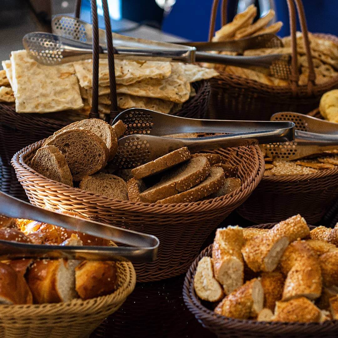 صبحانه سلف سرویس در تهران تهران بین 4