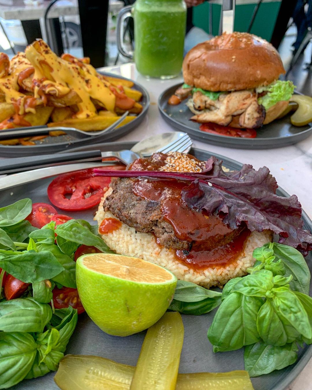 بهترین همبرگر تهران برگروف