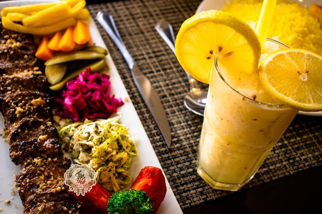 رستوران ارکیده طلایی در غرب تهران