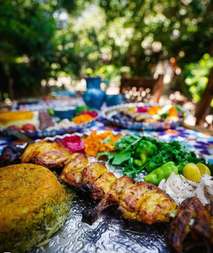 باغ رستوران با موسیقی زنده