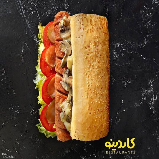 هاتداگ ویژه با قارچ و پنیر در فست فود گاردینو