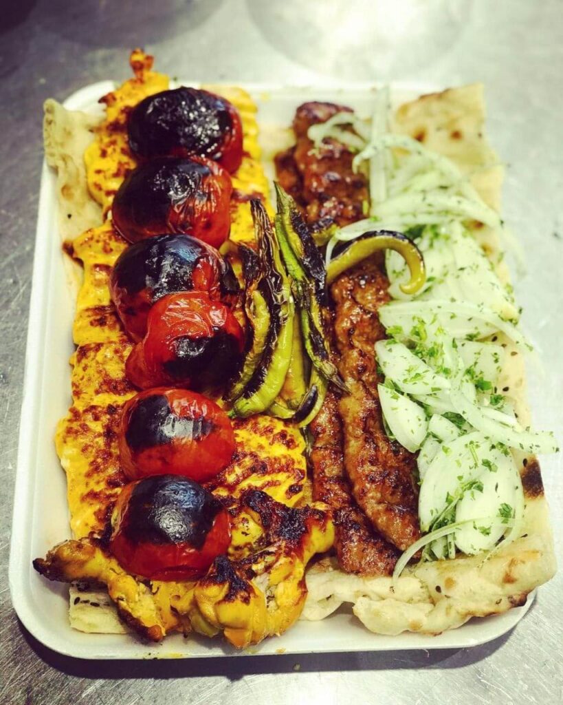 کبابی سعید در بلوار فردوس غرب