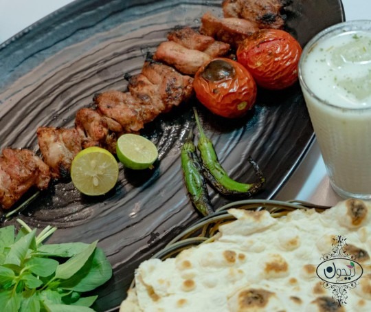 کبابی ریحون یکی از کبابی‌های قدیمی تهران