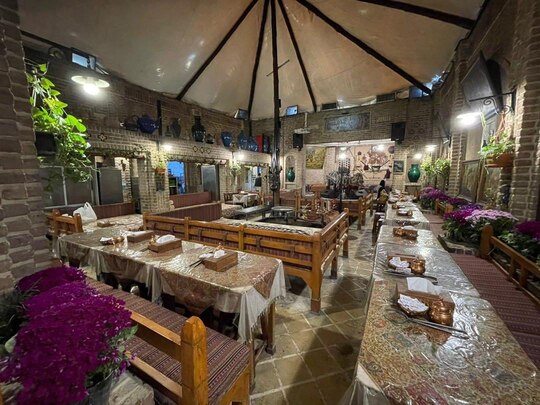 فضای ذاخلی دیزی‌سرای آذری