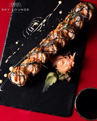 سوشی در رستوران اسکای لانژ