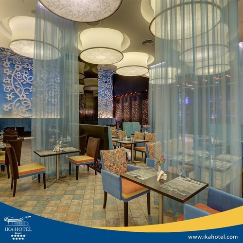 رستوران ایرانی وادی از بهترین رستوران هتل های تهران