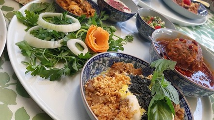 غذای رستوران گیاهی مهر میترا