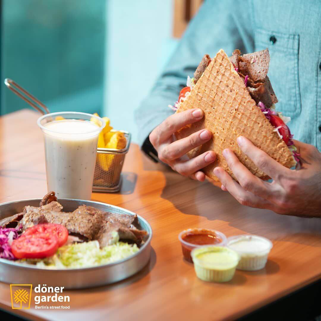 دونر استامبولی در دونرگاردن اندرزگو