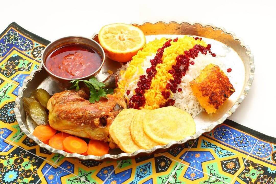 زرشک پلو با مرغ رستوران شمسالعماره درستارخان