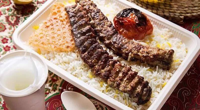 چلوکباب کترینگ پارسی در محدوده میدان ولیعصر