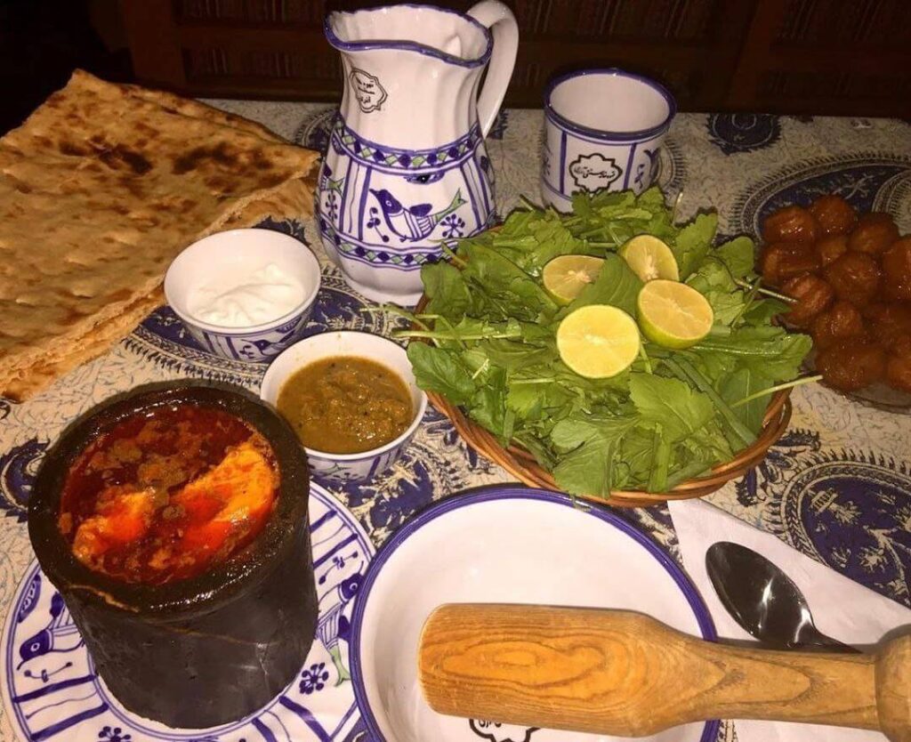 دیزیسرای آذری در خیابان ولیعصز