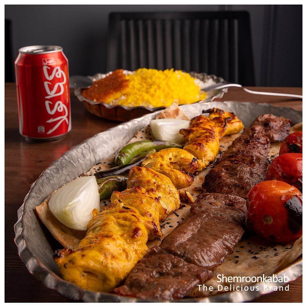 کباب‌سرای شمرون در خیابان ولیعصر