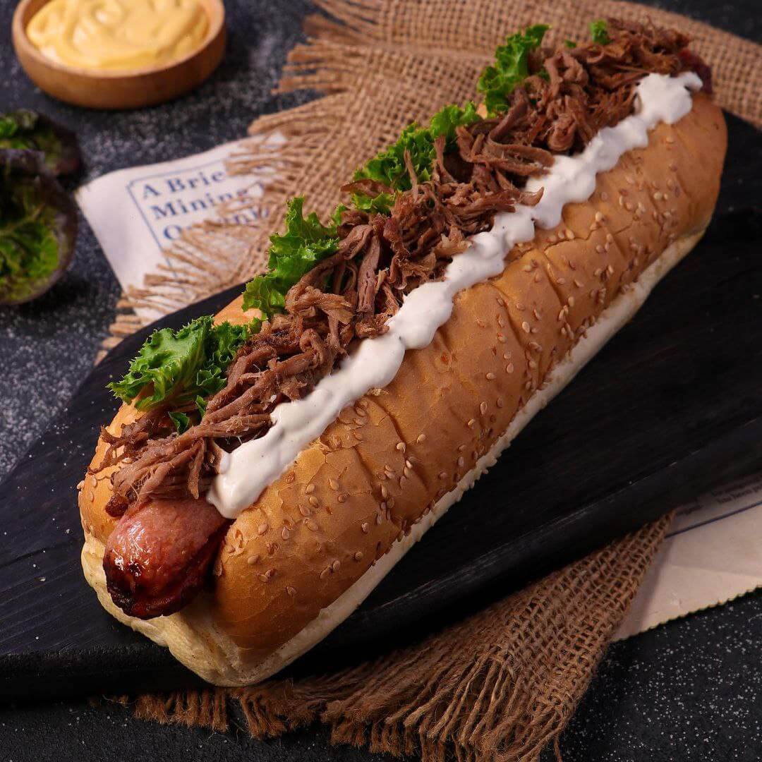 ساندویچ رست بیف و هات داگ رستوران شيلا وليعصر