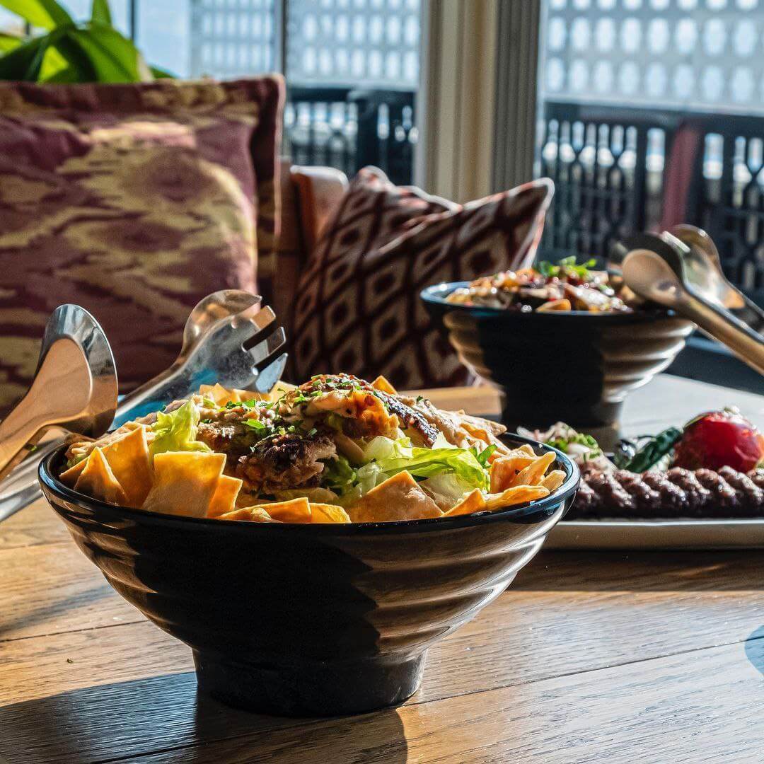 سالاد در کوبابا درلیست معروف‌ترین رستوران ایران مال