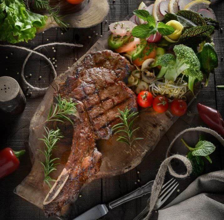 استیک در رستوران پاویلون بهترین رستوران ایران مال
