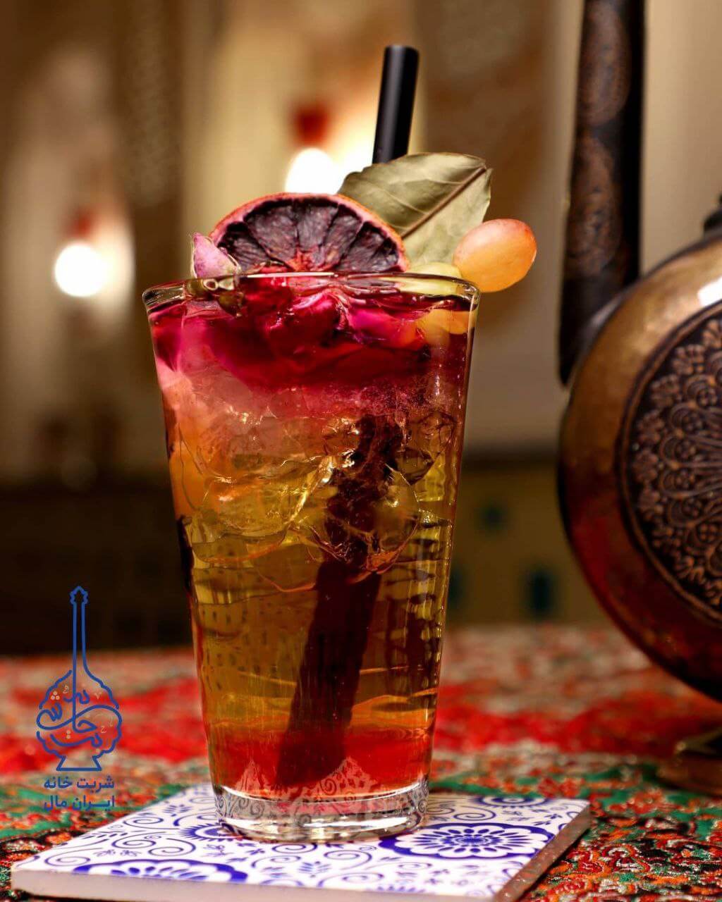 سردنوش‌های جذاب در شربتخانه در ایران مال