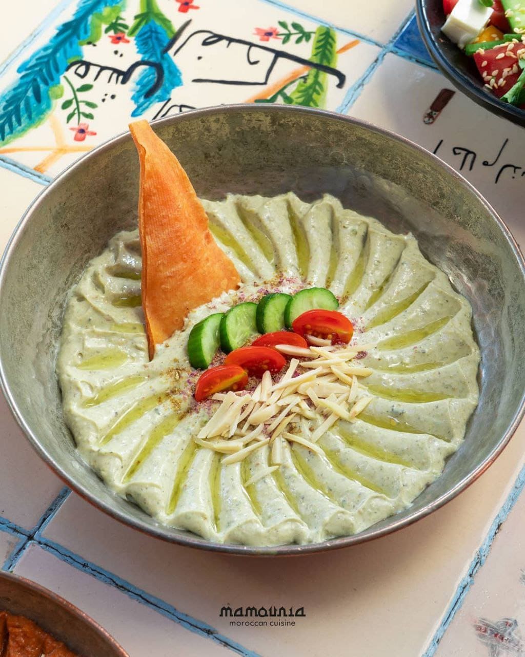 حمص در درستوران مراکشی مامونیا در تهران