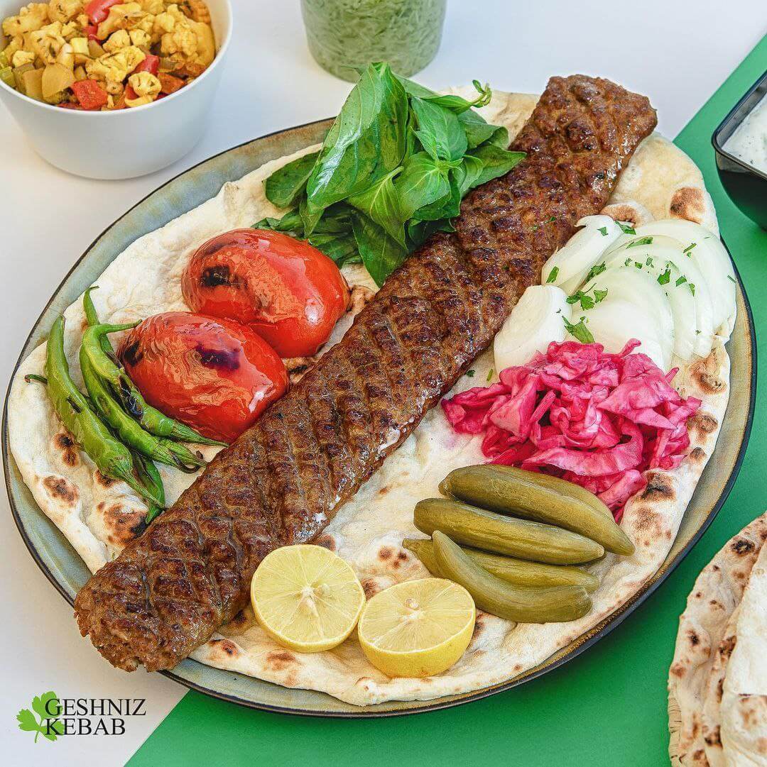 کباب ساطوری رستوران ایرانی گشنیز در اپال