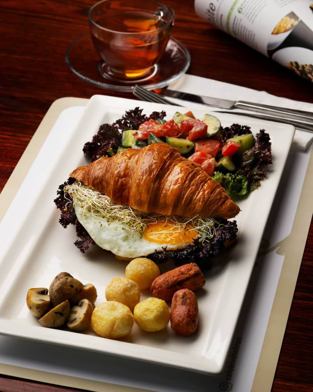 صبحانه انگلیسی کافه بلوار در پالادیوم