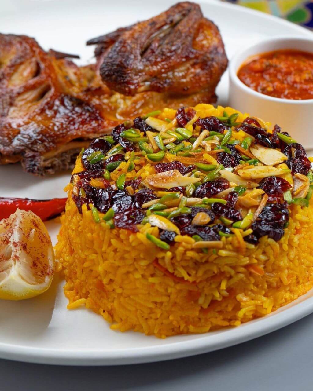 ته‌چین رستوران عربی مهنا در پالادیوم