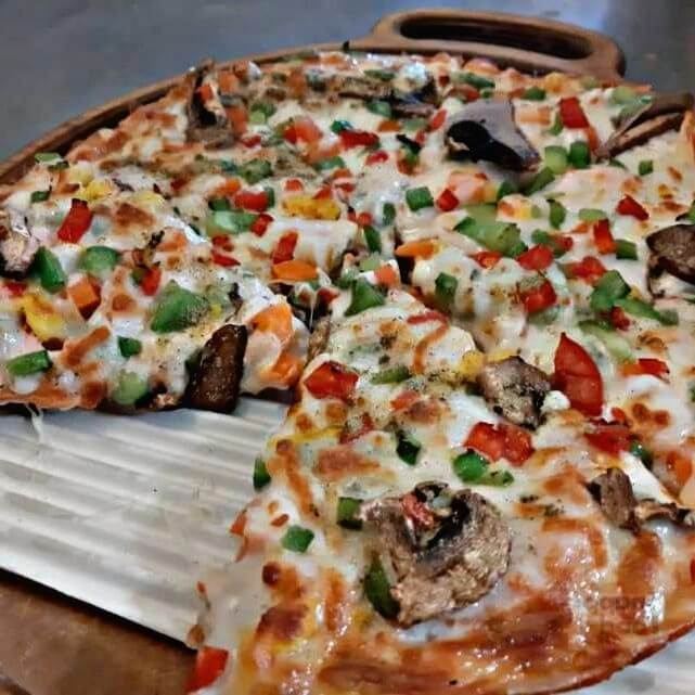 فست فود لمون در سیمون بولیوار