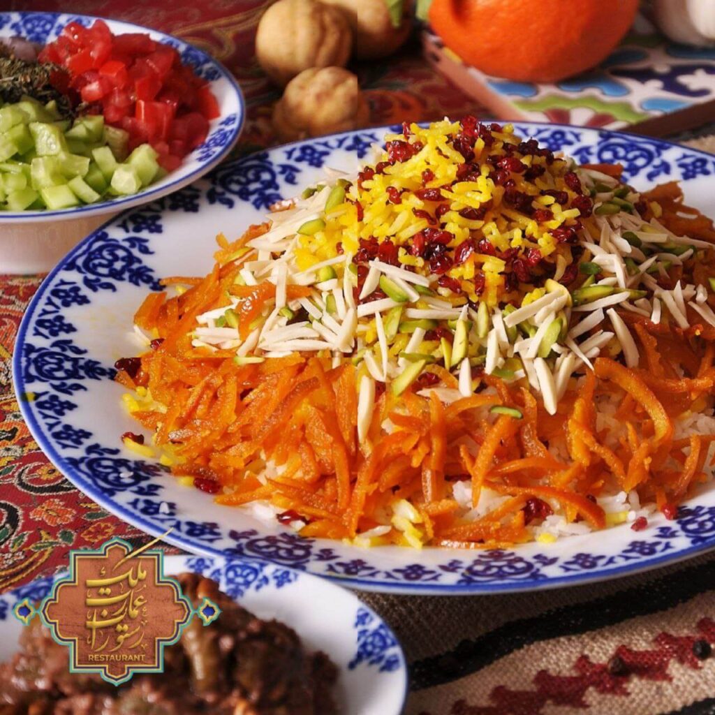 قیمه نثار با سالاد شیرازی در رستوران عمارت ملک