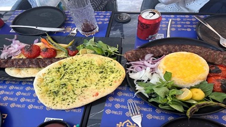 غذای کافه رستوران دلین