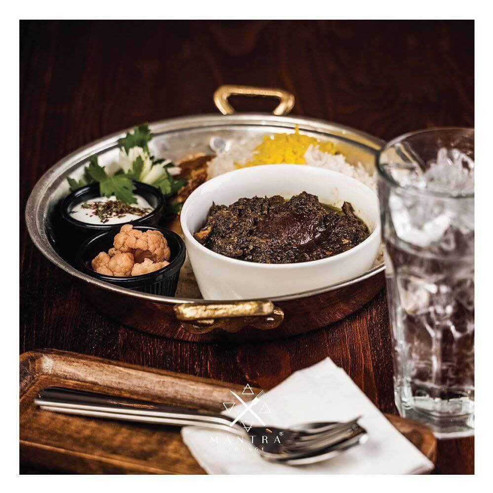 قرمه سبزی رستوران مانترا لانژ از بهترین رستوران‌های آ اس پ