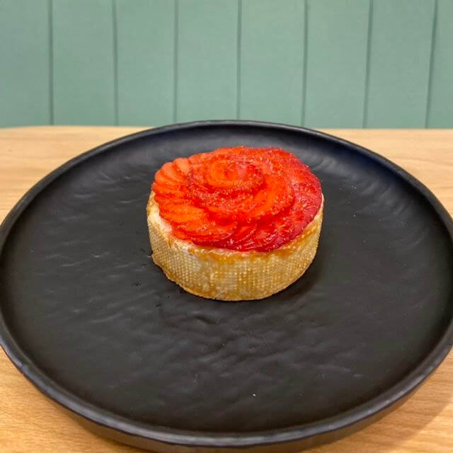 شیرینی‌های جذاب کافه رستوران یارد