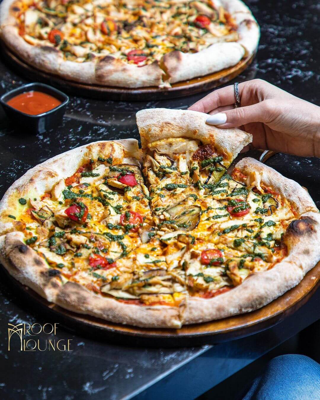 پیتزا چیکن پستو کافه رستووران روف لانژ