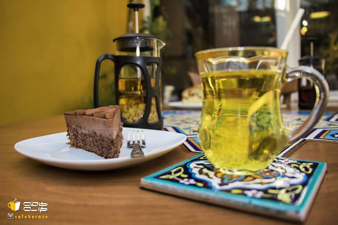 چیزکیک در کراسه کافه مطالعه مرکز تهران