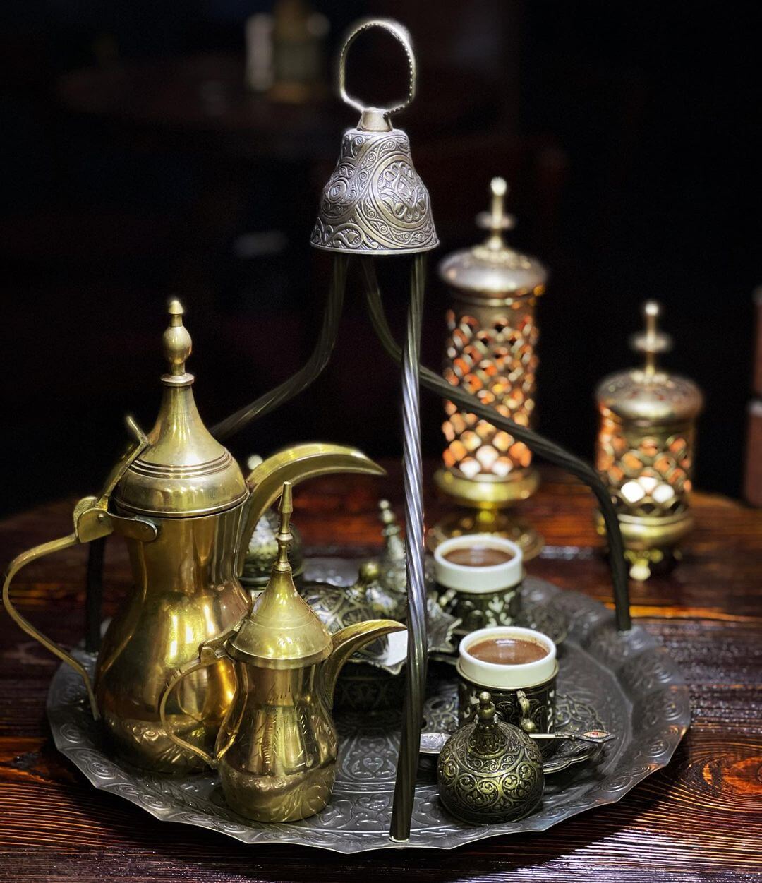 قهوه عربی در کافه رستوران عود