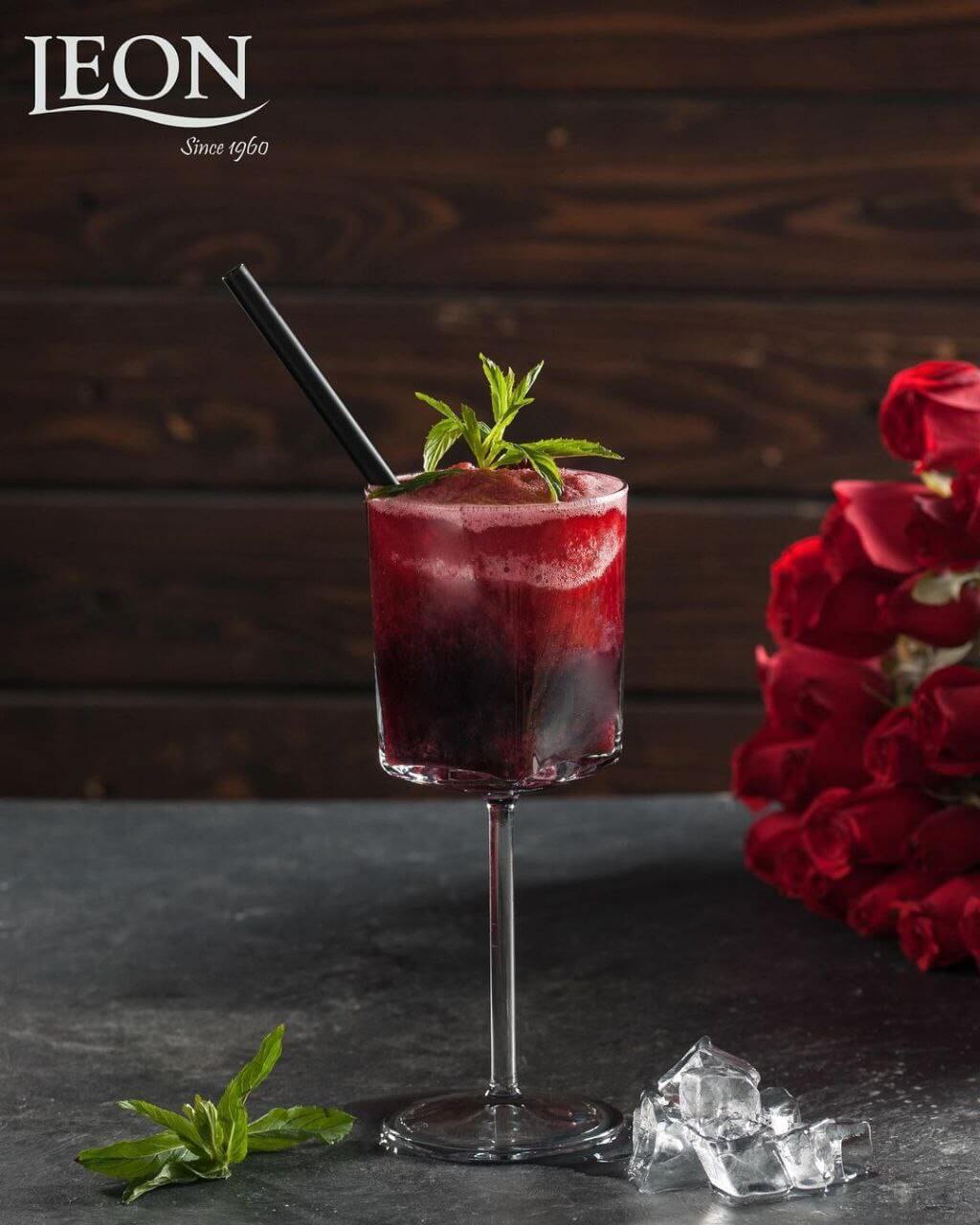 منوی کامل نوشیدنیهای طبیعی در کافه رستوران لئون در تهران