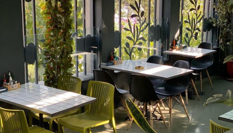 معرفی 22 تا از کافه‌های لاکچری تهران