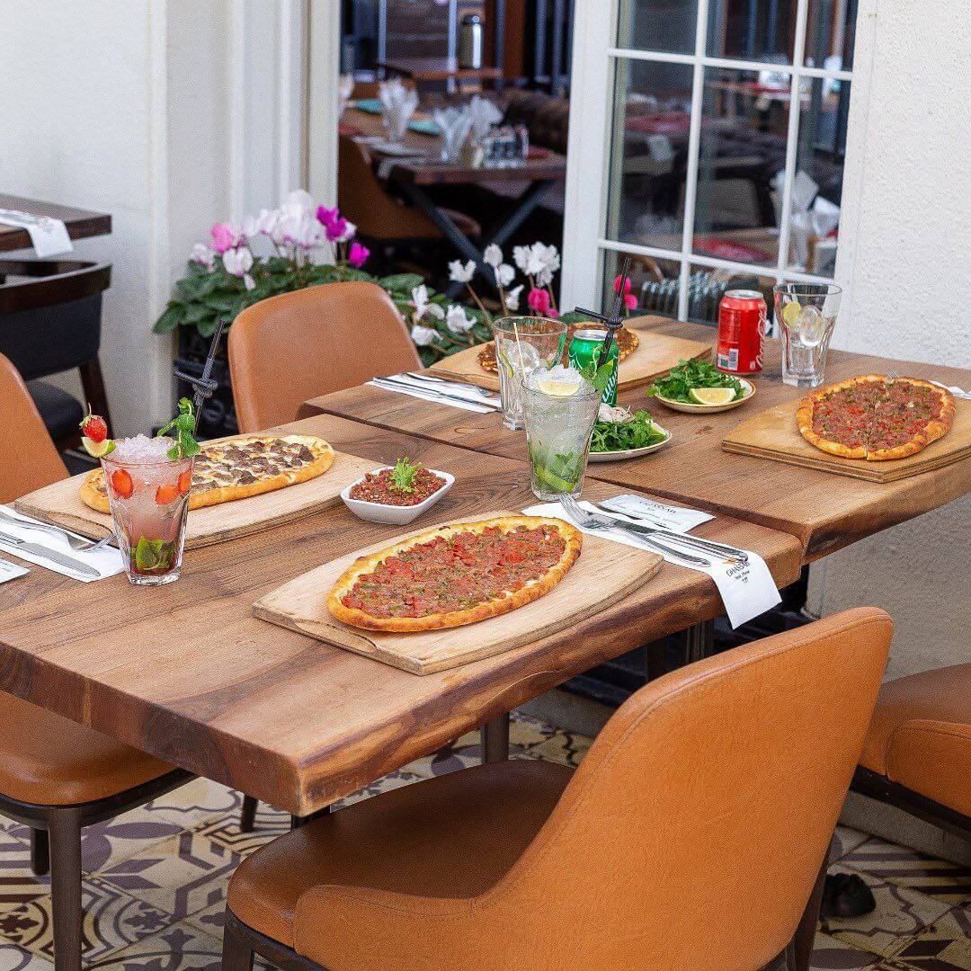 رستوران کاساب از رستوران های معروف خیابان فرشته