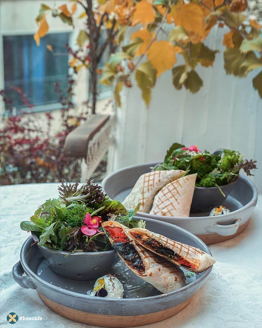 میان‌وعده‌های سبک در حس کافه خیابان فرشته