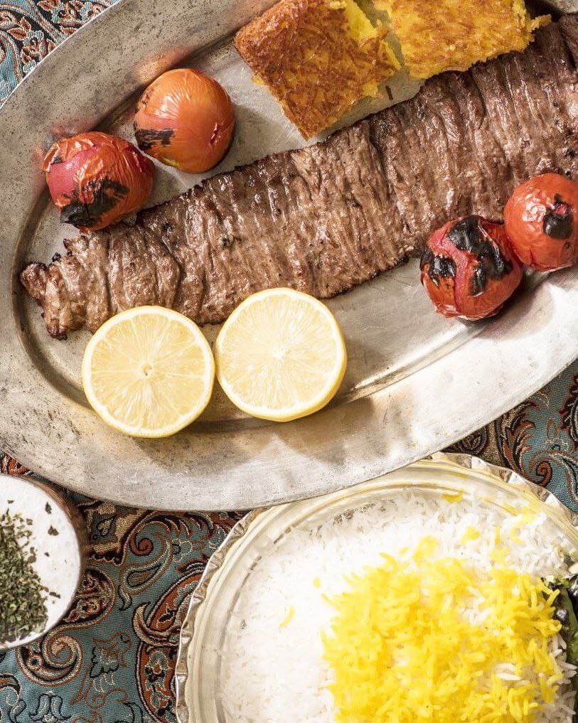 کباب برگ در رستوران بیرون‌بر نایب شعبه الهیه