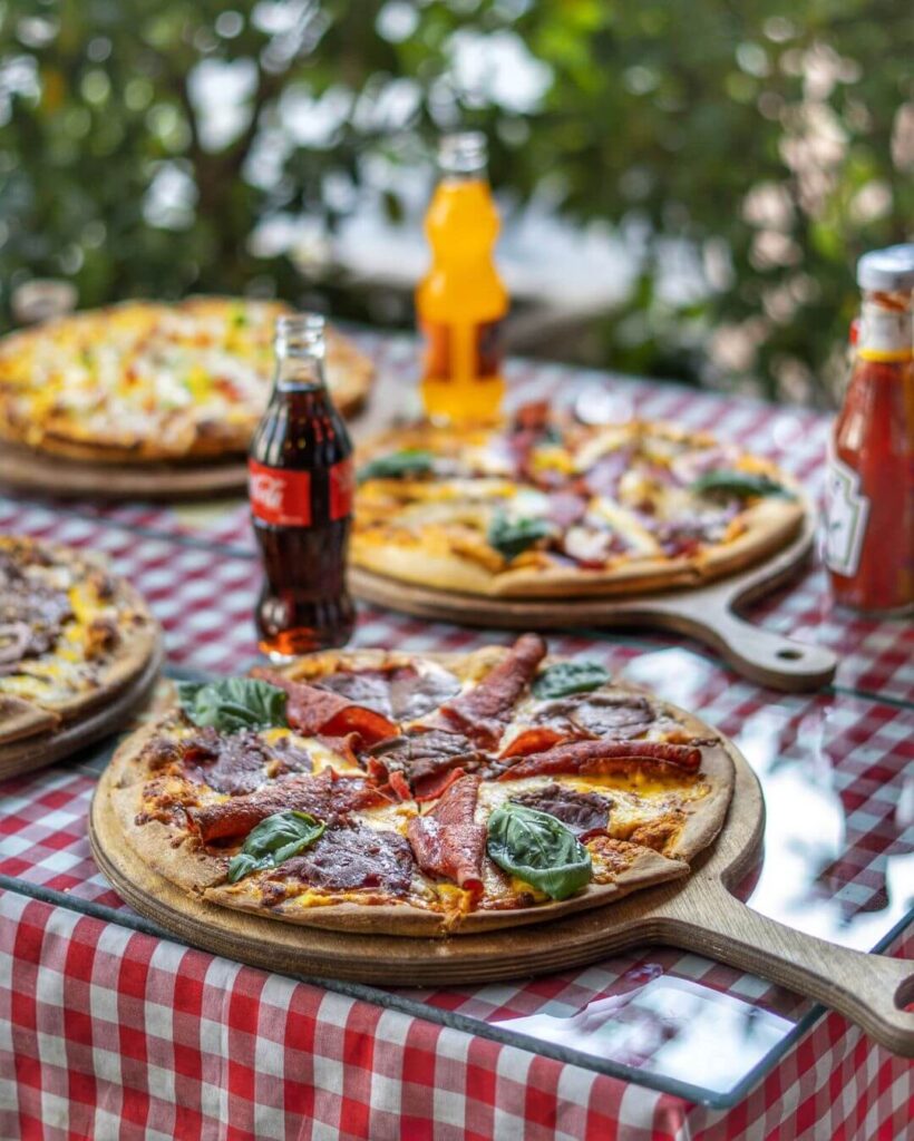 رستوران ایتالیایی 4چیز در نیاوران