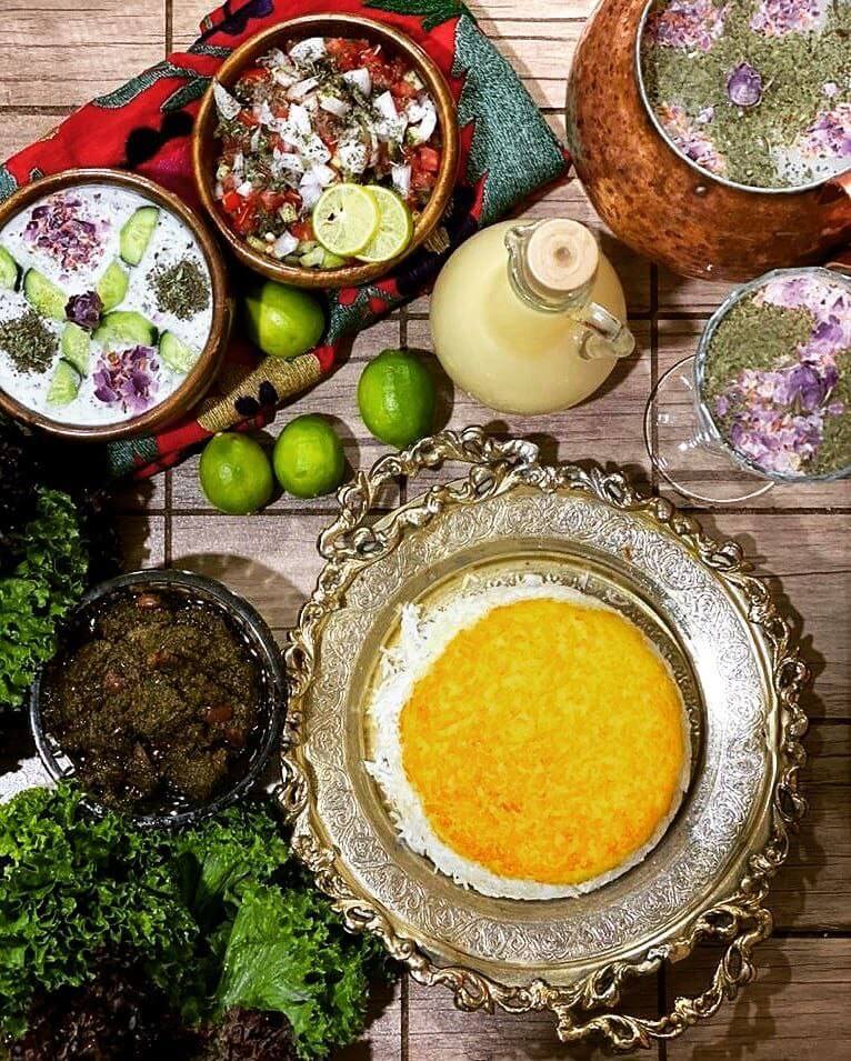 چلو خورشت سبزی در سفره شرقی، تهیه غذای مرزداران