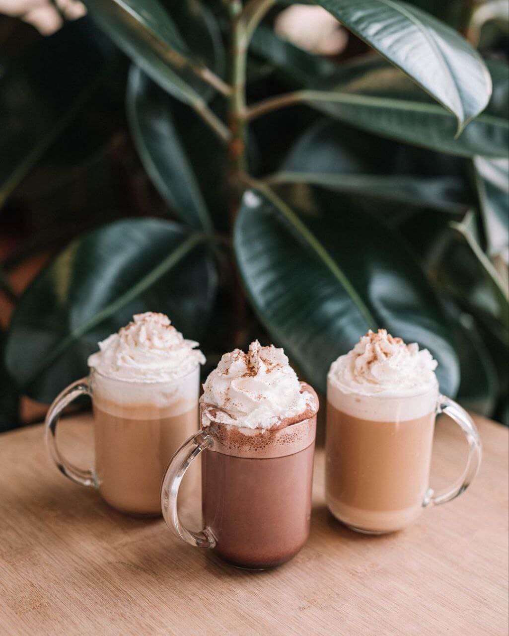 کافه لمیز، کافه نزدیک مترو میرداماد