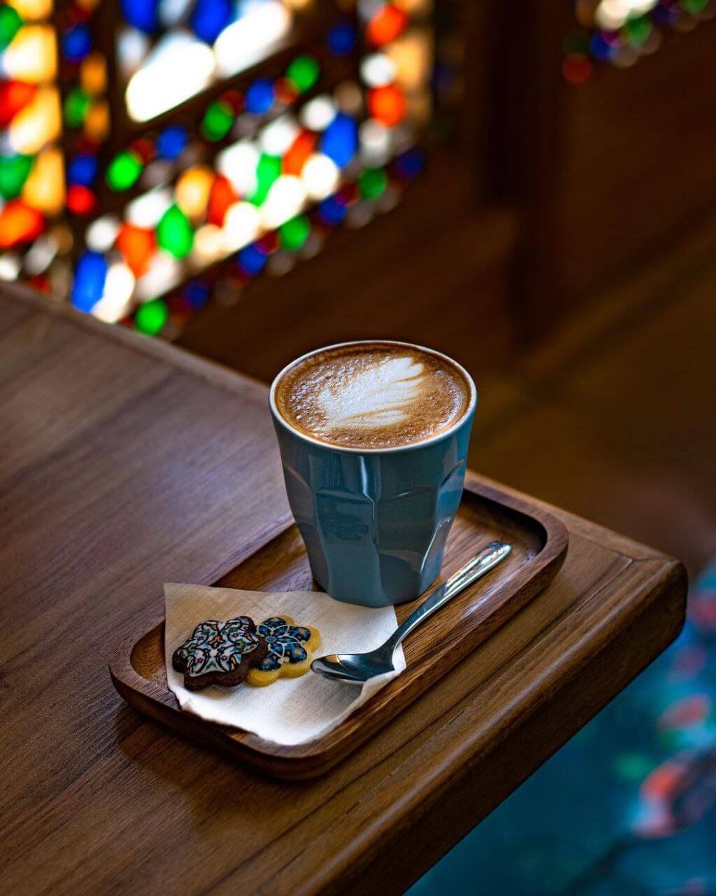 کافه رستوران خوب در میرداماد