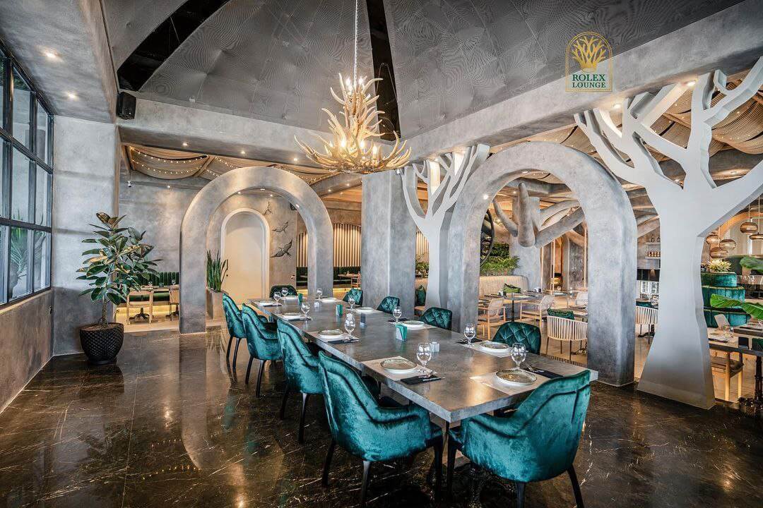 فضای داخلی رولکس لانژ از کافه های شیک تهران