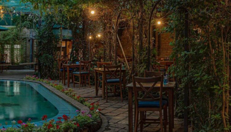 سفر تاریخی در کافه های قدیمی تهران (معرفی 30 کافه و رستوران قدیمی)