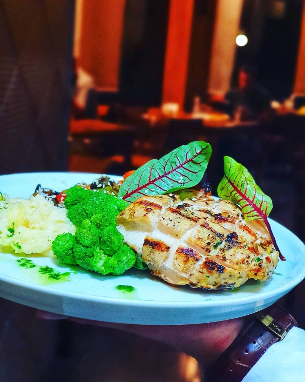 استیک مرغ رستوران ایتالیای کاپری