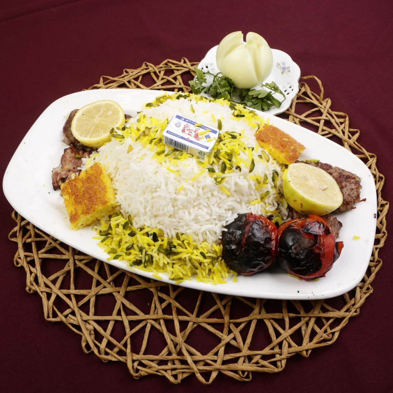 چلو کباب مسلم، یکی از بهترین رستوران های تهران با قیمت مناسب